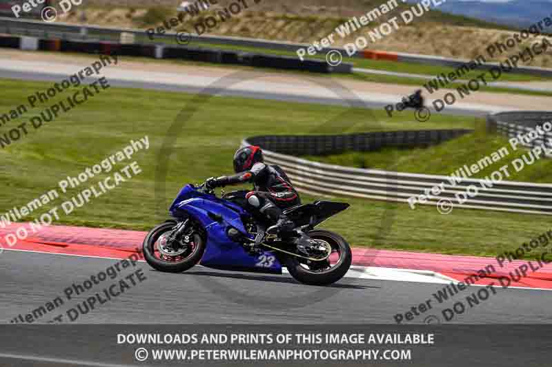 cadwell no limits trackday;cadwell park;cadwell park photographs;cadwell trackday photographs;enduro digital images;event digital images;eventdigitalimages;navarra;no limits trackdays;peter wileman photography;racing digital images;trackday digital images;trackday photos